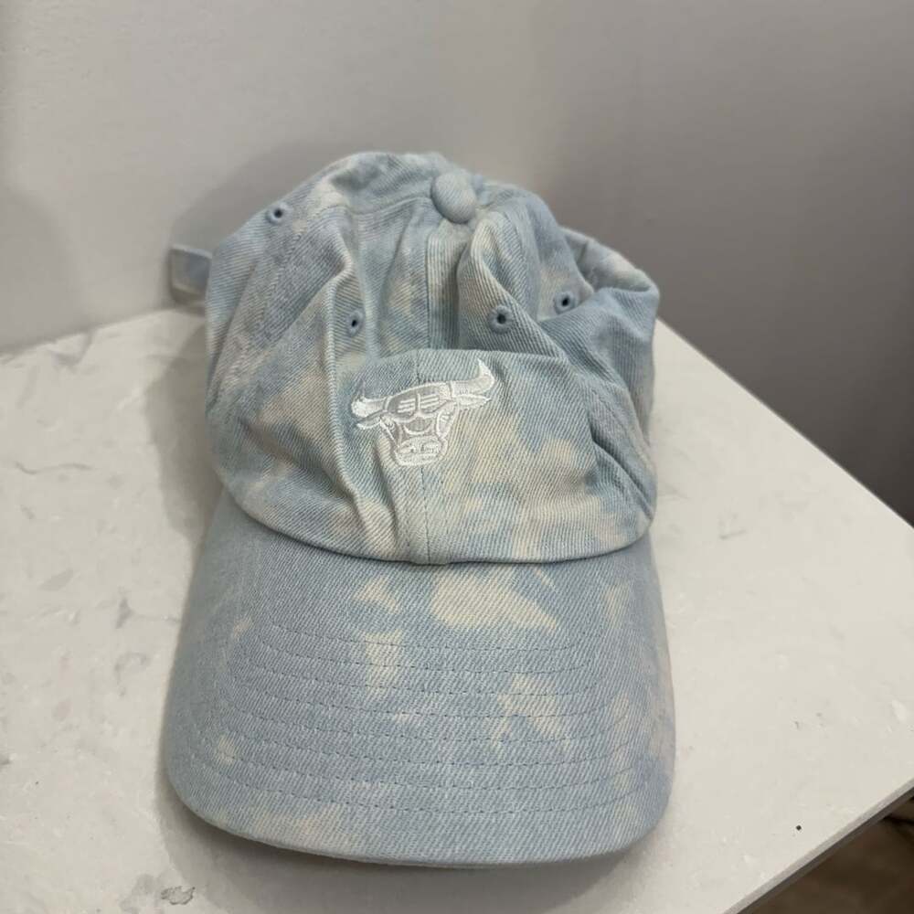 Mitchell & Ness Chicago Bulls Tie-Dye Adjustable Hat